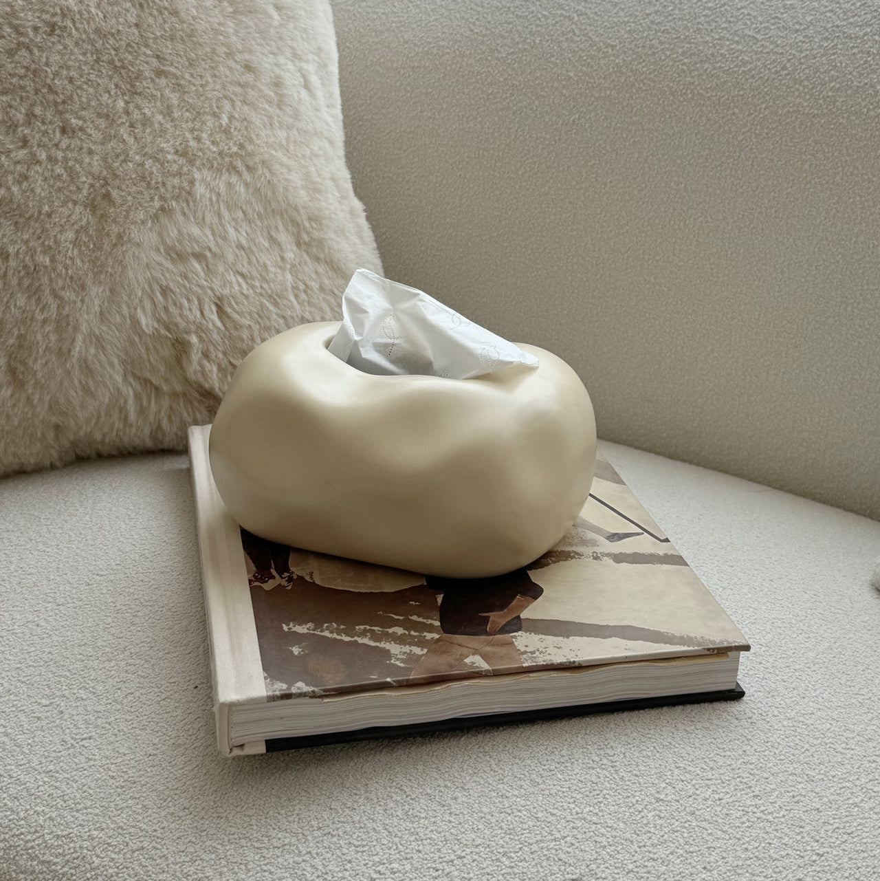 Nimbus Élite Ceramic Tissue Box – Stylish Statement for the Home
