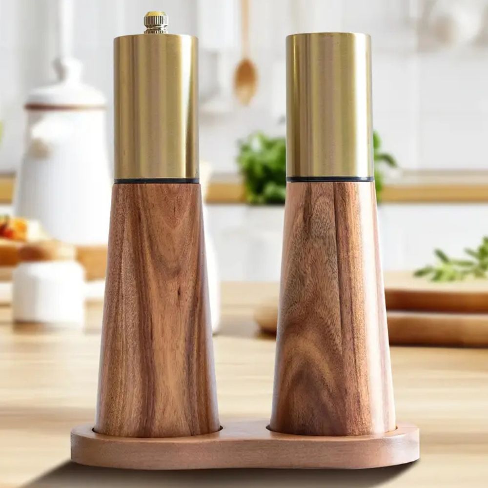 Aurora Wooden Spice Mill – Precise Grinding with Style