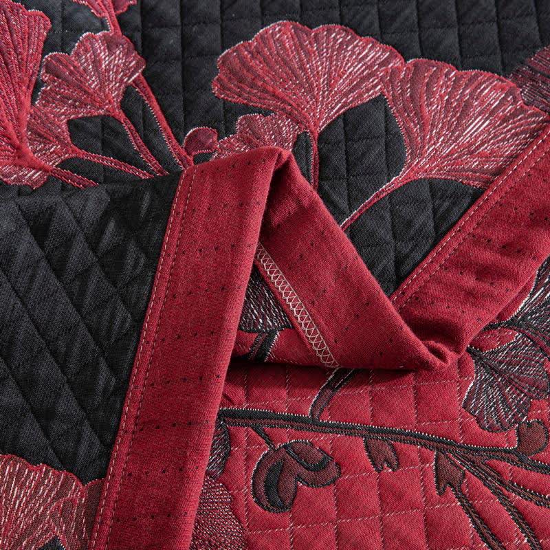 Reversible cotton blanket with ginkgo leaf pattern, quilted bedspread with pillowcases