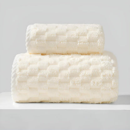 Luvoa Fleece Towel Set – Soft & Luxurious for Everyday Use
