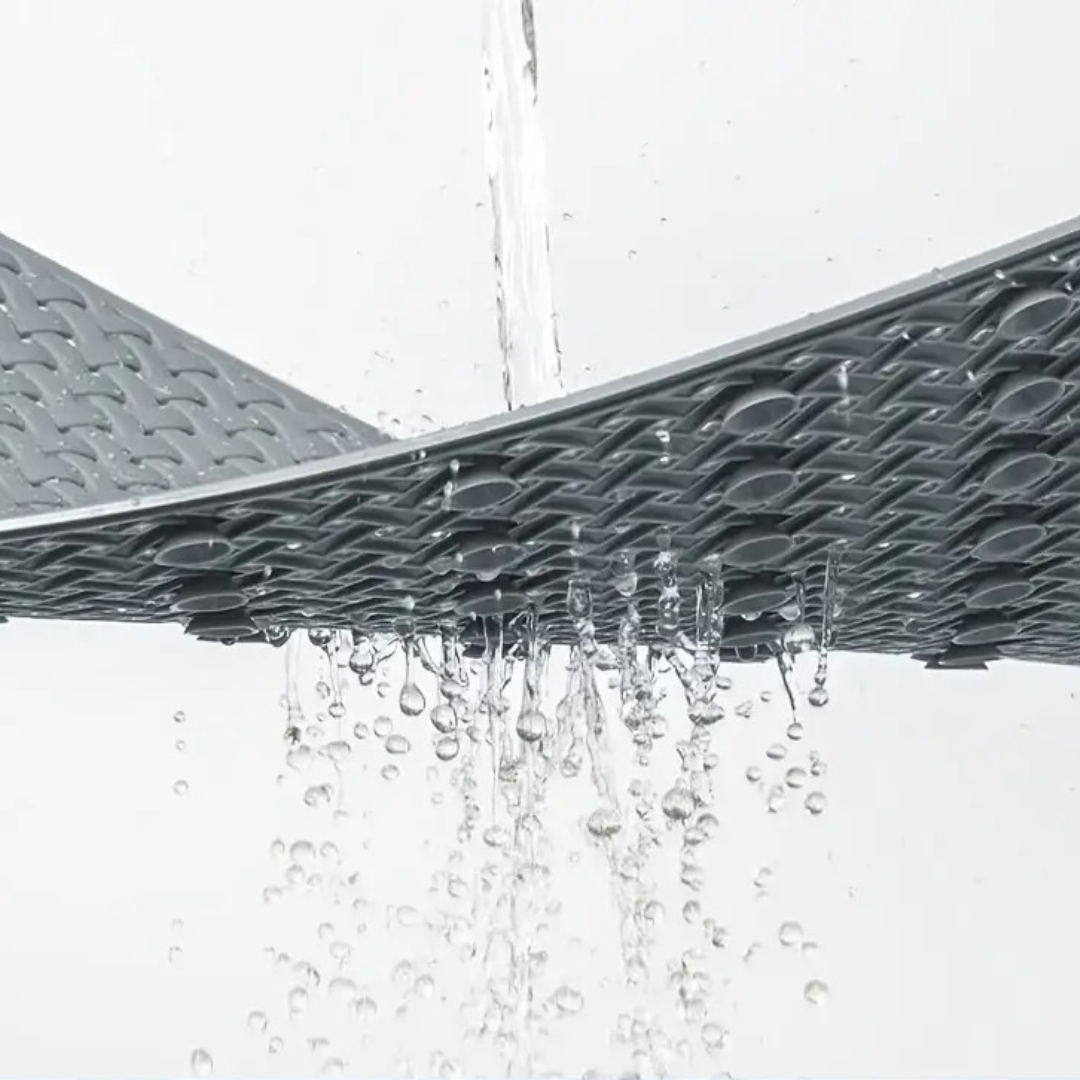 Non-slip mat for shower and bathtub made of silicone with basket weave design, suction cup underside