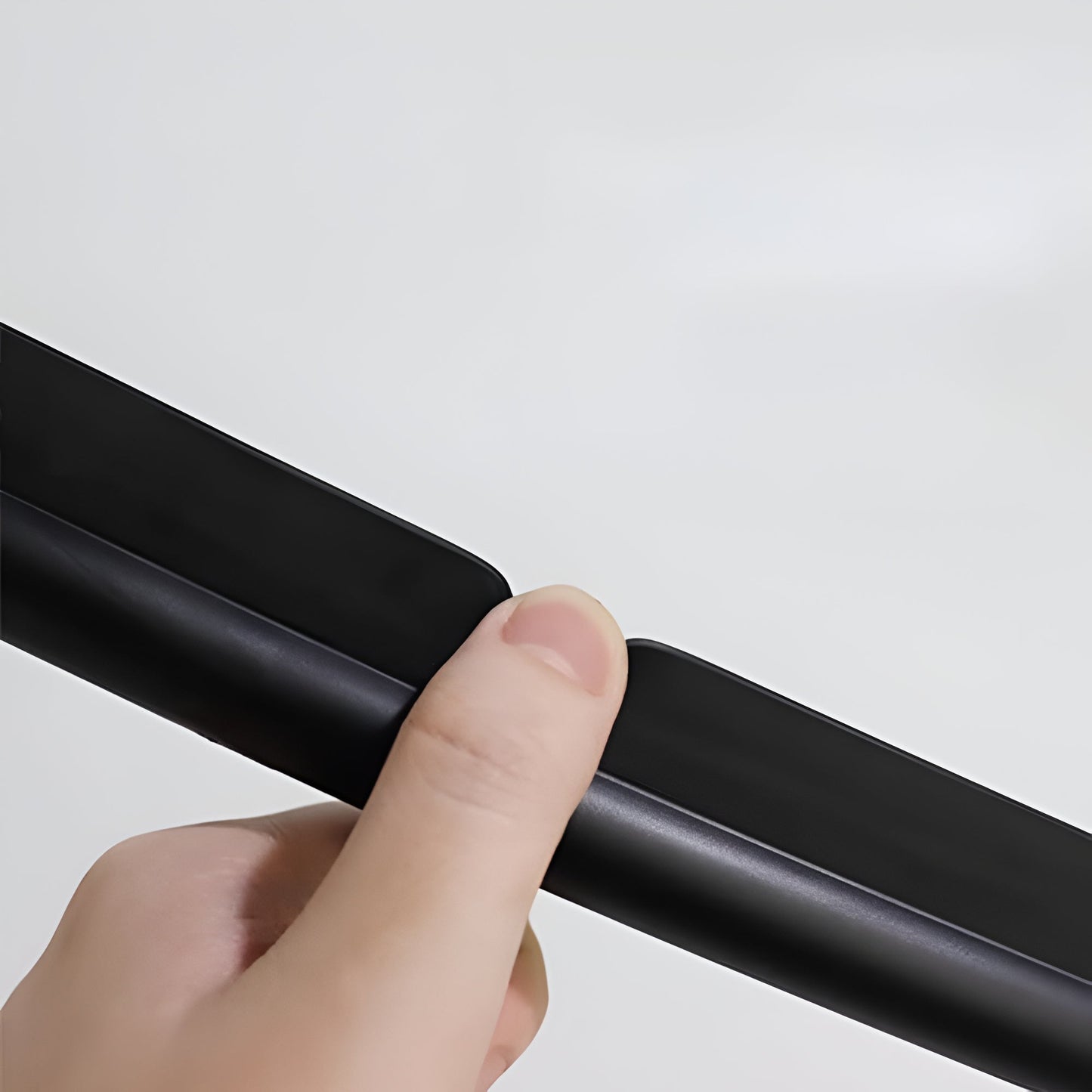 Aquara Silicone Squeegee – Ergonomic Premium Shower and Window Aid