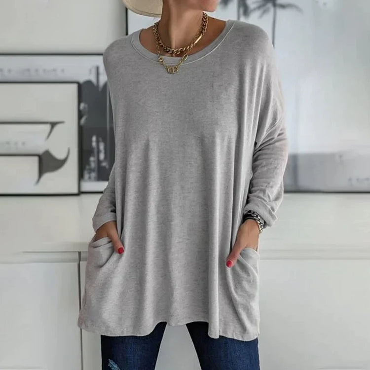 Women's pullover in loose fit with round neckline
