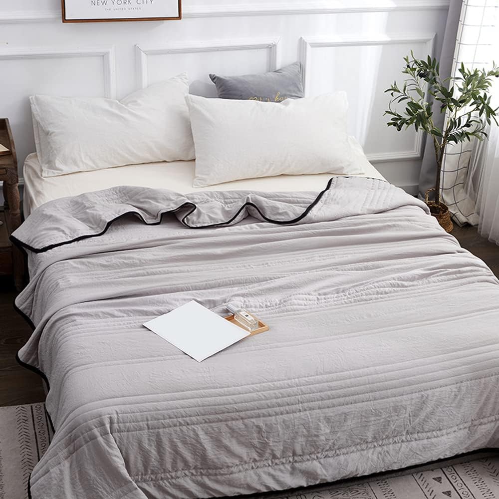 Fresca Cooling Bedspread – Instant Refreshment for Hot Nights