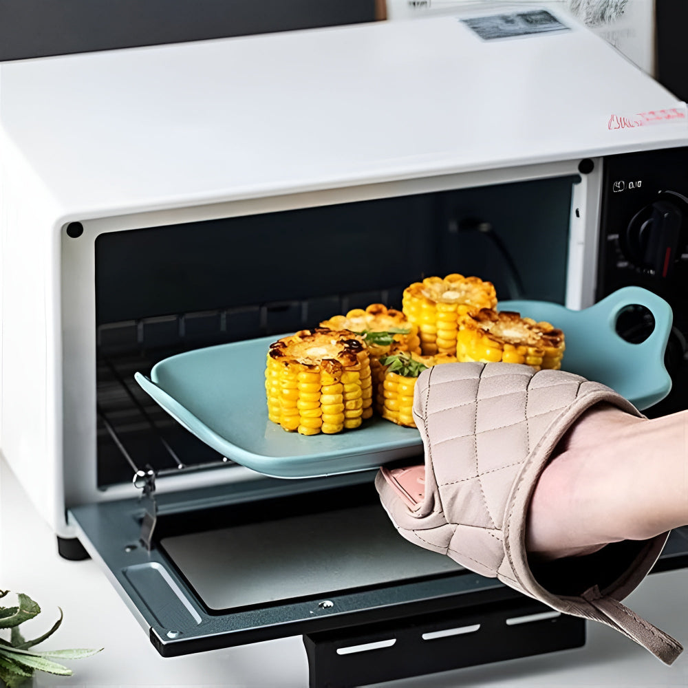 Heat-Resistant Silicone Kitchen Gloves with Quilting – Safe Cooking & Baking