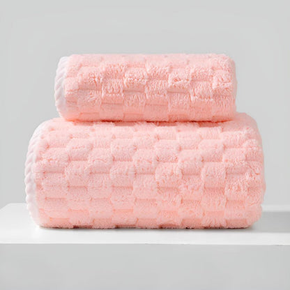 Luvoa Fleece Towel Set – Soft & Luxurious for Everyday Use