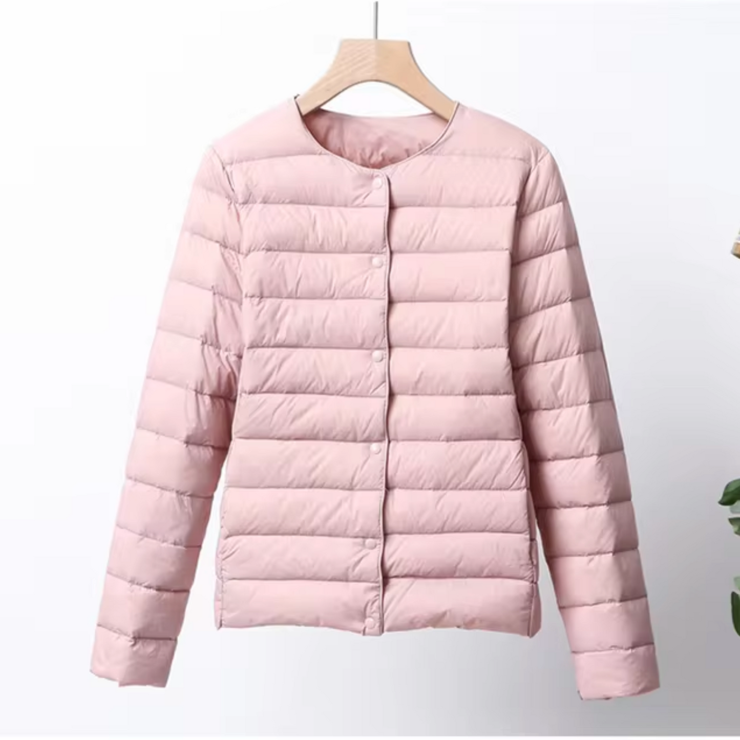 Lightweight women's down jacket with short cut