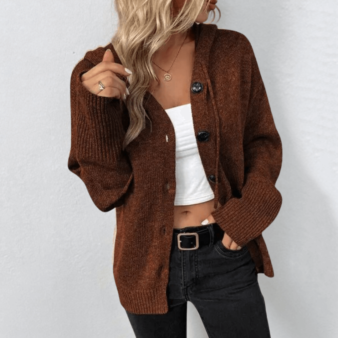 Women's cardigan with button placket made of chunky knit