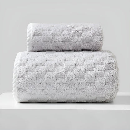 Luvoa Fleece Towel Set – Soft & Luxurious for Everyday Use
