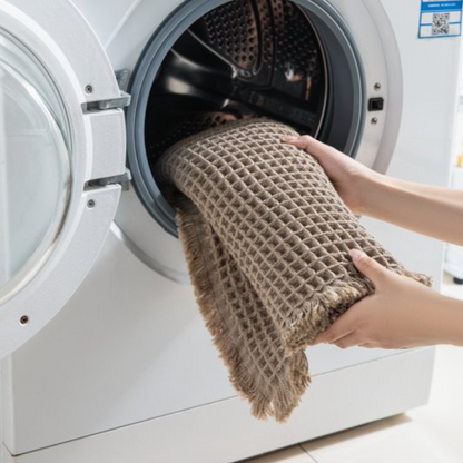 Bath mat with waffle texture and fringes, non-slip and quick-drying made of soft microfiber chenille