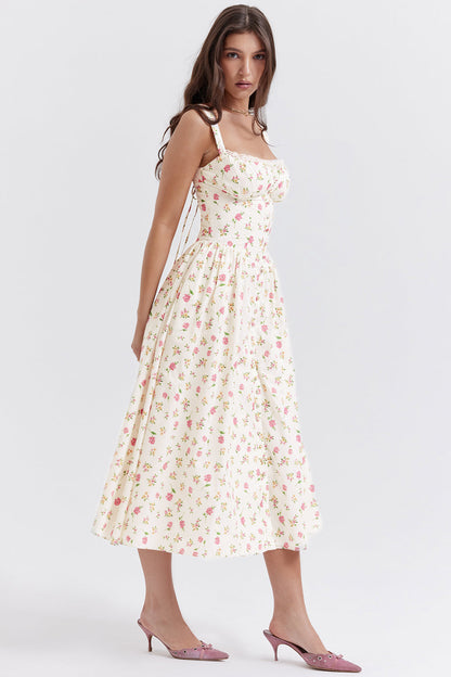 Women's summer maxi dress with floral pattern and lightweight cut