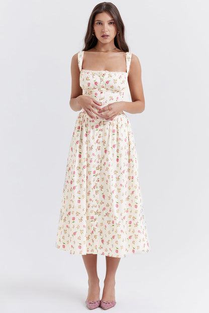 Women's summer maxi dress with floral pattern and lightweight cut