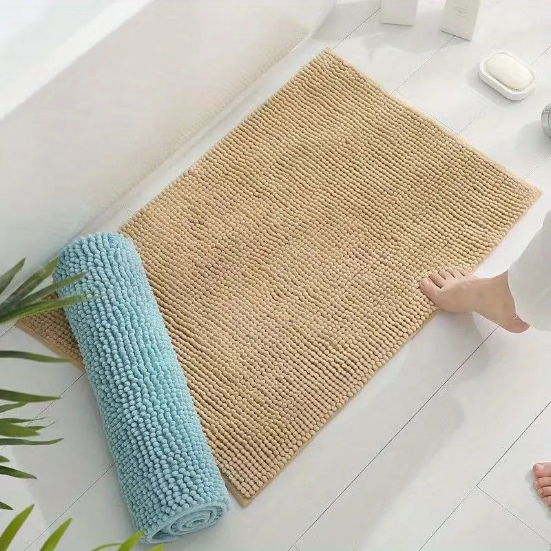 Bath mat made of chenille microfiber with memory foam core, non-slip and quick-drying
