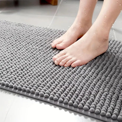 Bath mat made of chenille microfiber with memory foam core, non-slip and quick-drying