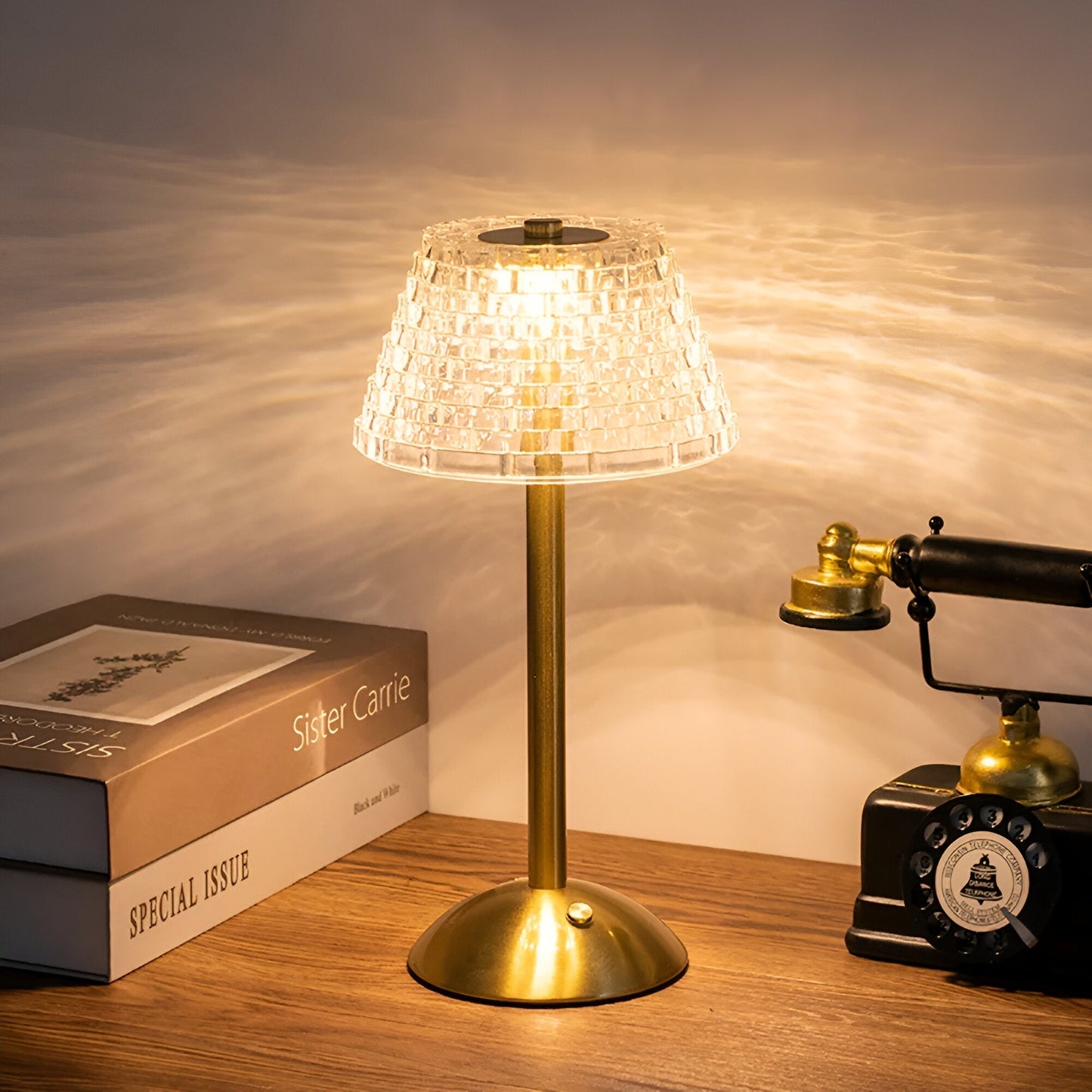 Luminara Élite Wireless Table Lamp – Warm Ambiance with Style