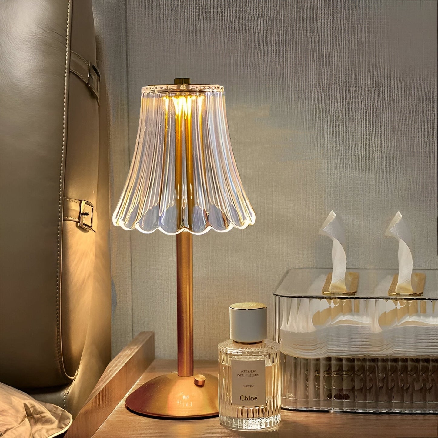 Luminara Élite Wireless Table Lamp – Warm Ambiance with Style