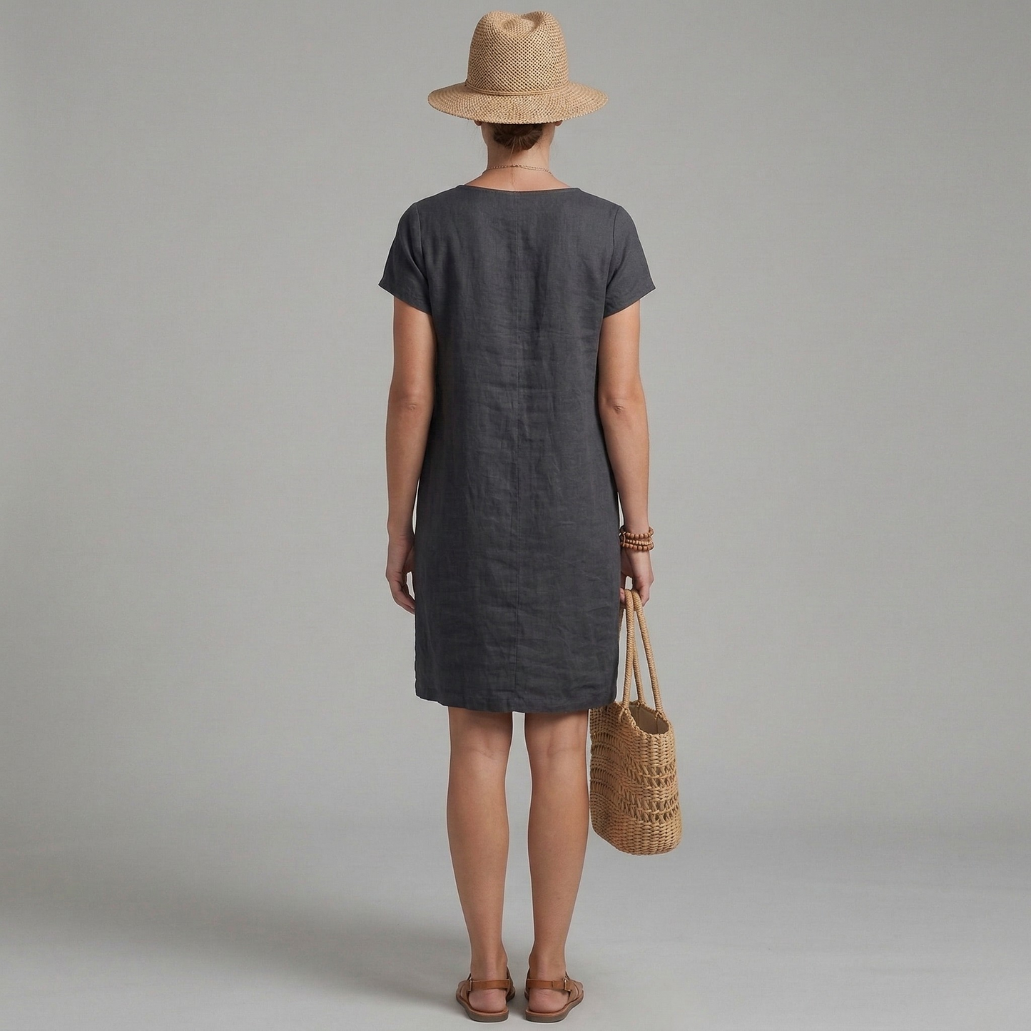 Women's Linen Summer Dress Short Sleeves with Round Neck and Patch Pockets Knee-Length Straight Cut