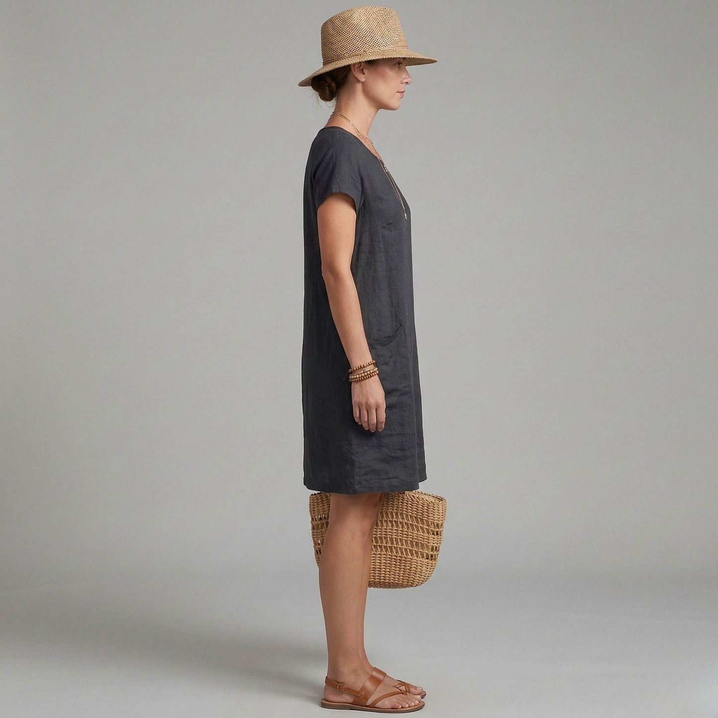 Women's Linen Summer Dress Short Sleeves with Round Neck and Patch Pockets Knee-Length Straight Cut