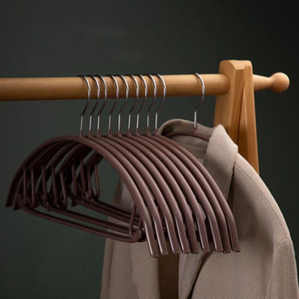Elegant Non-Slip Hangers – Set of 10 for Neat Closets