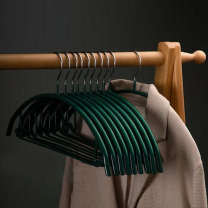 Elegant Non-Slip Hangers – Set of 10 for Neat Closets