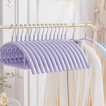 Elegant Non-Slip Hangers – Set of 10 for Neat Closets