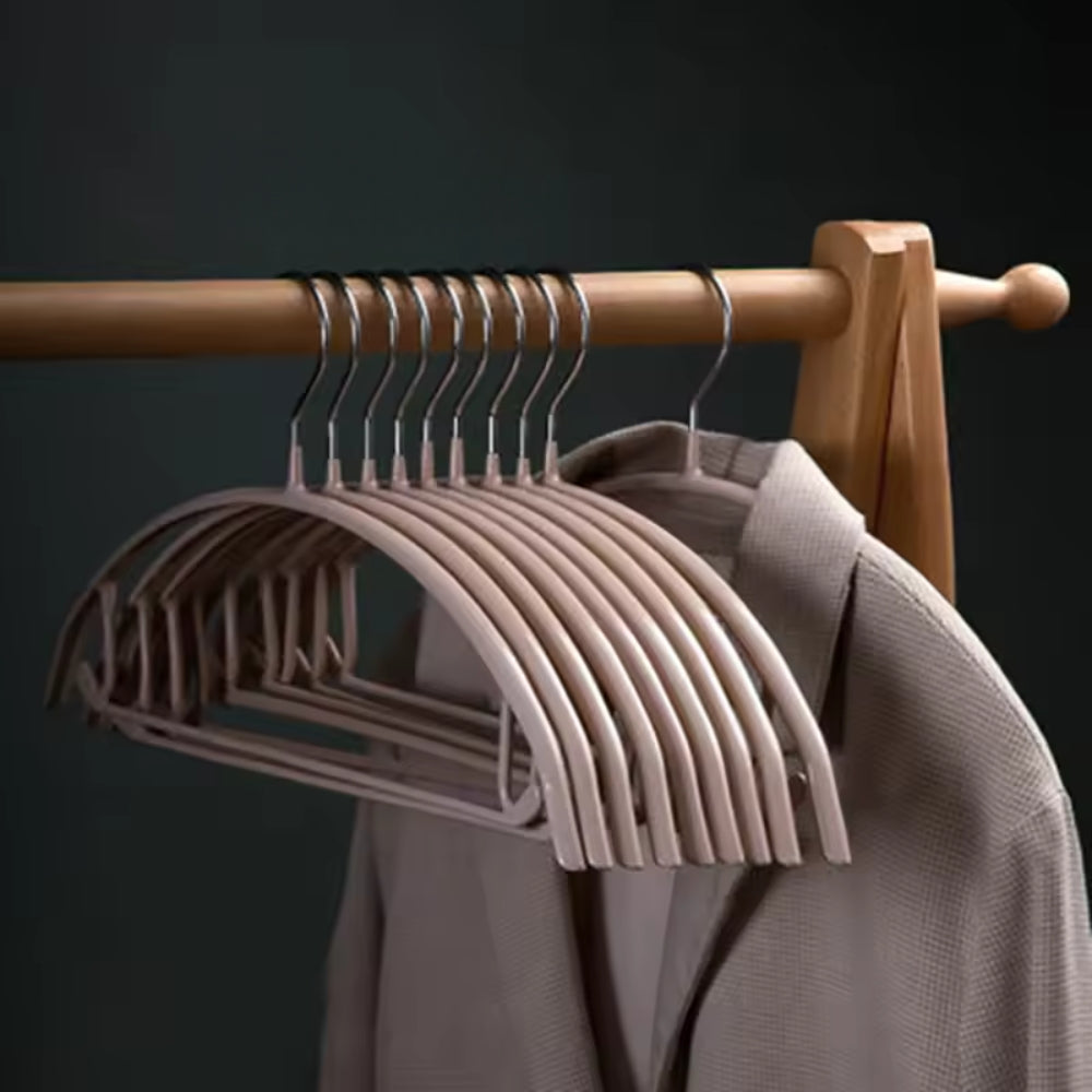 Elegant Non-Slip Hangers – Set of 10 for Neat Closets