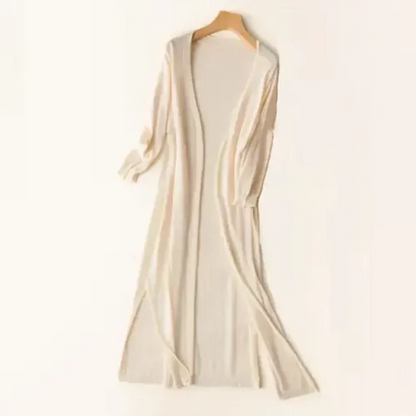 Women's long cardigan made of lightweight material with long sleeves