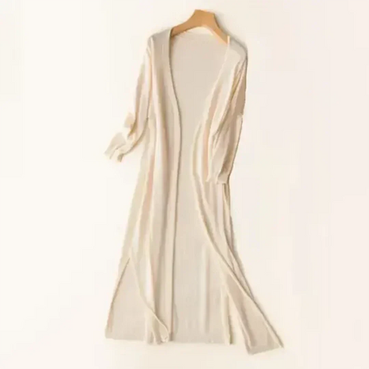 Women's long cardigan made of lightweight material with long sleeves