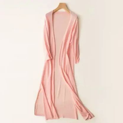 Women's long cardigan made of lightweight material with long sleeves