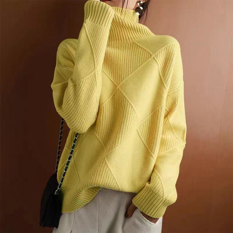 Women's turtleneck pullover with geometric pattern made of wool and elastane