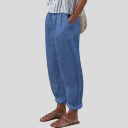 Women's pants made of linen-cotton blend with side pockets