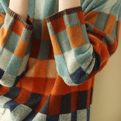 Women's cashmere turtleneck sweater with patchwork knit