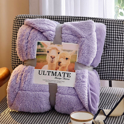 Alviora Throw Blanket – Ultra-Soft and Luxurious Blanket