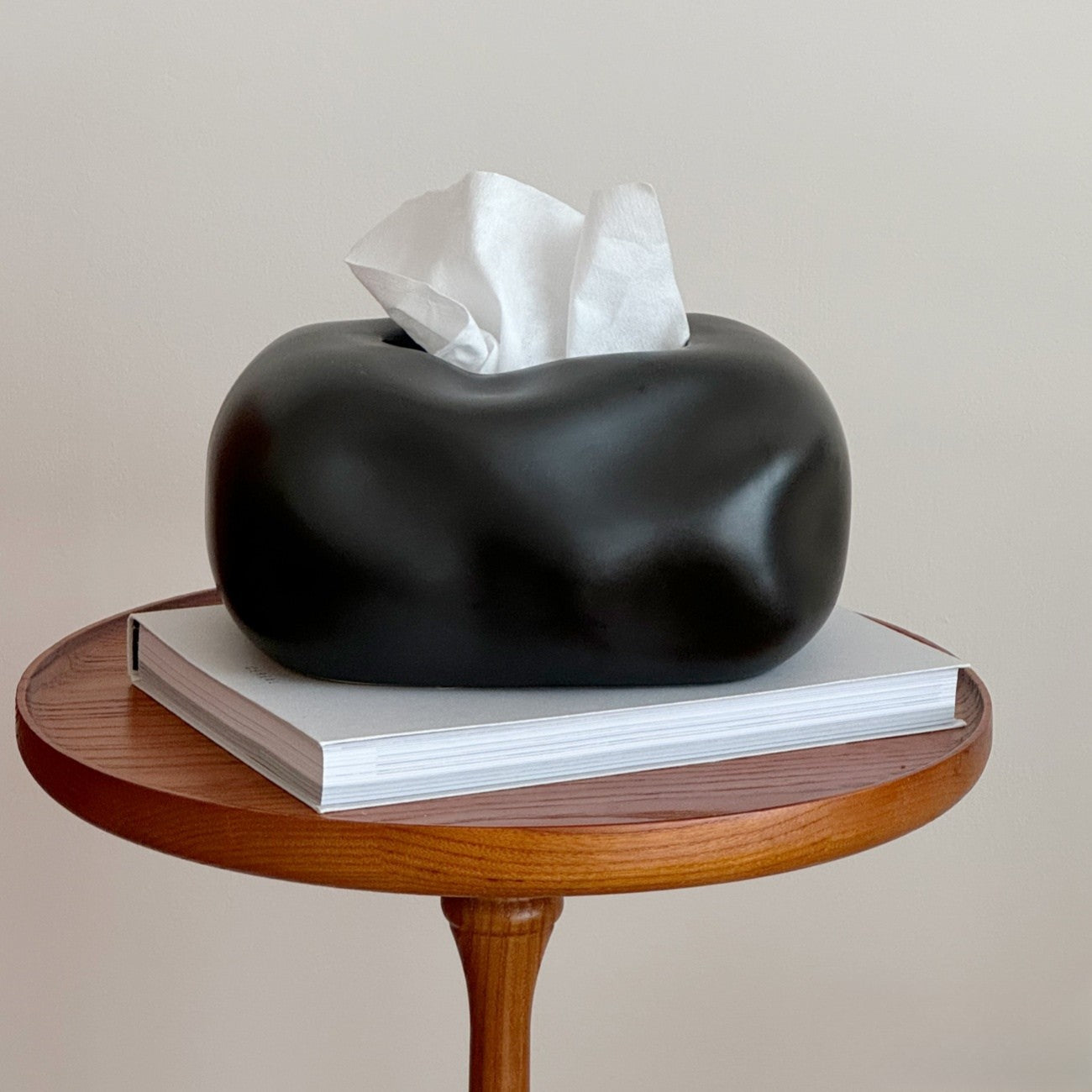 Nimbus Élite Ceramic Tissue Box – Stylish Statement for the Home