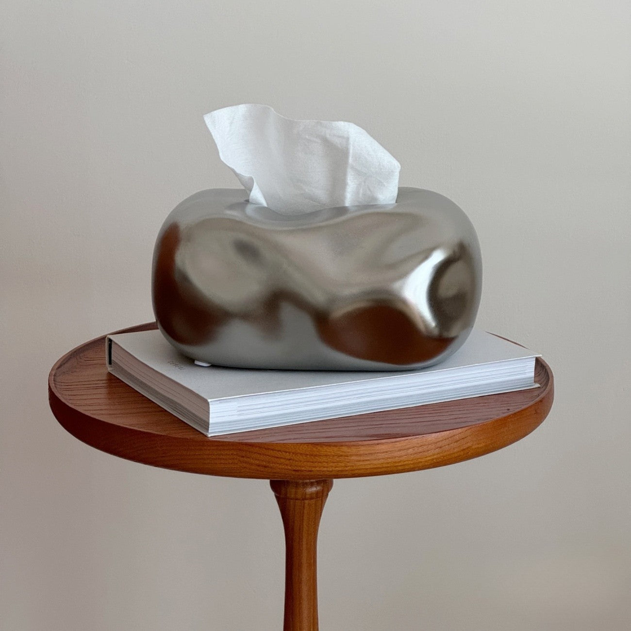 Nimbus Élite Ceramic Tissue Box – Stylish Statement for the Home