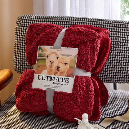 Alviora Throw Blanket – Ultra-Soft and Luxurious Blanket