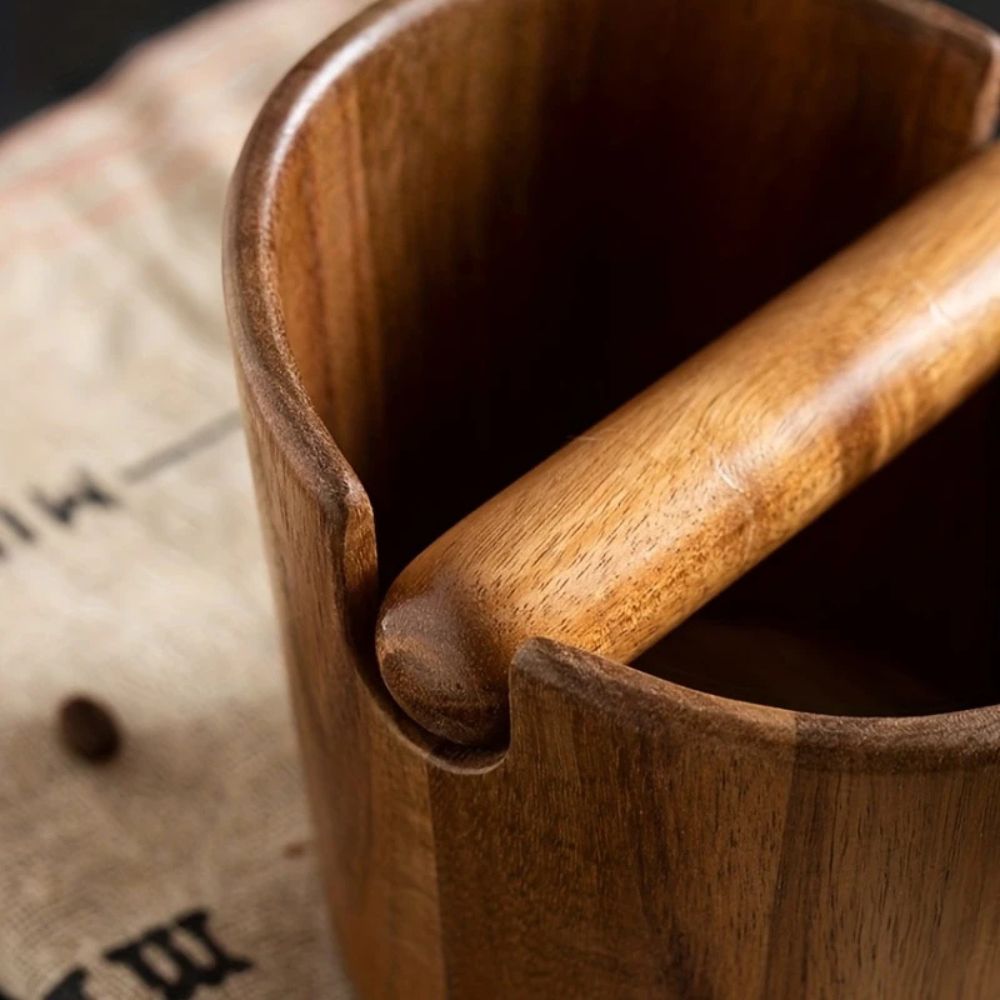 Elegant Coffee Knock Box Made of Solid Wood – Clean & Stylish for Your Espresso