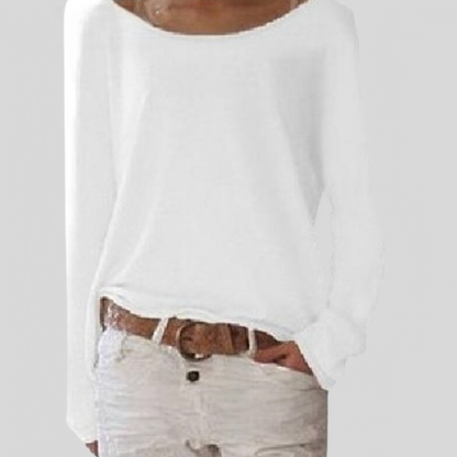 Women's fine-knit pullover with round neckline made of viscose blend