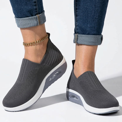 Women's sneakers with mesh upper and wedge sole