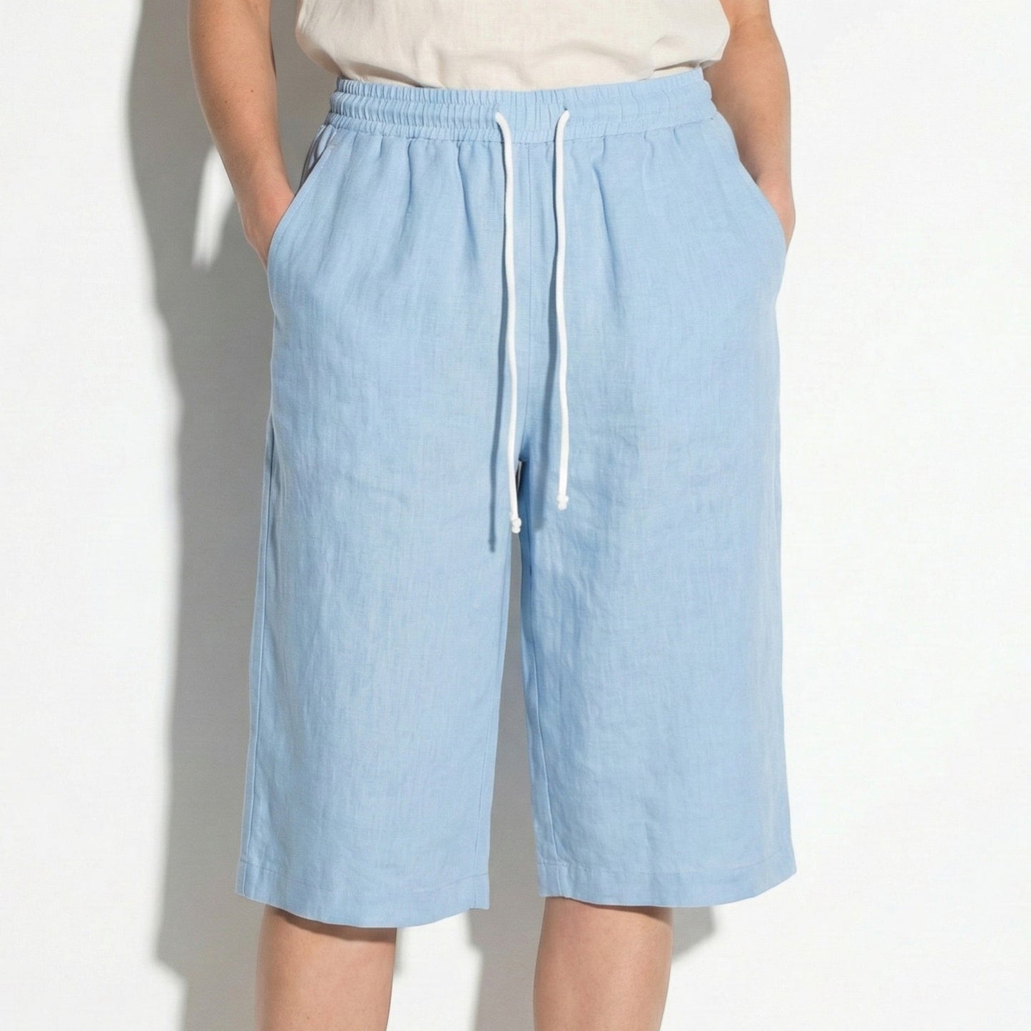 Women's capri pants with drawstring