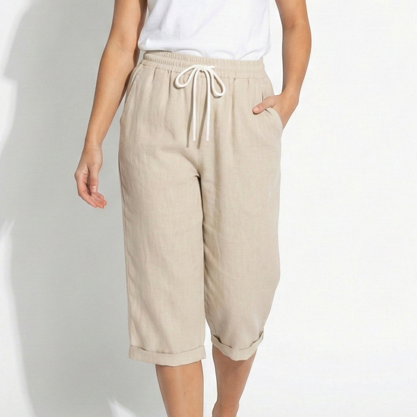 Women's capri pants with drawstring