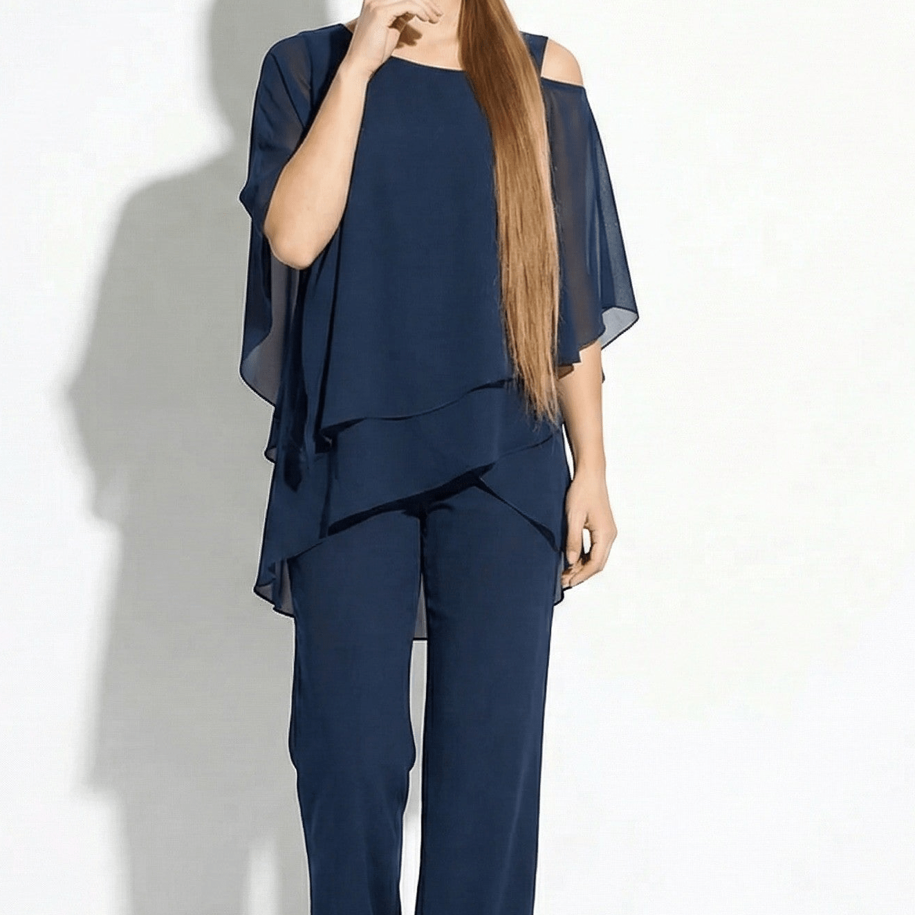 Women's 2-piece pantsuit with layered sleeves
