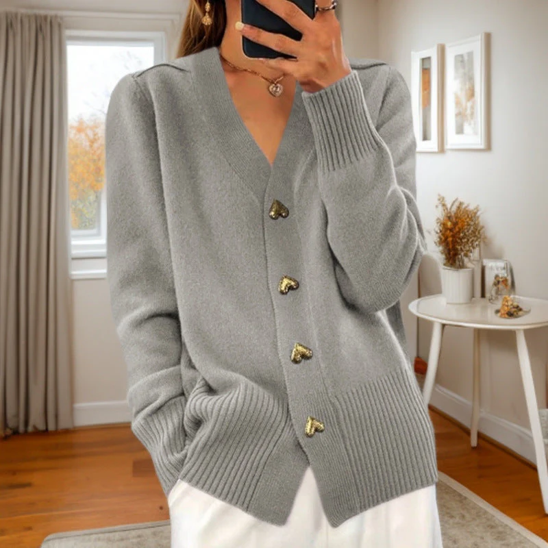 Women's cardigan with V-neck made of wool blend and heart buttons