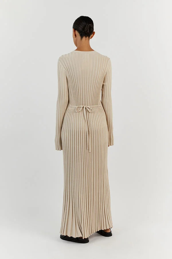 Floor-length women's maxi dress with vertical lines and slim silhouette
