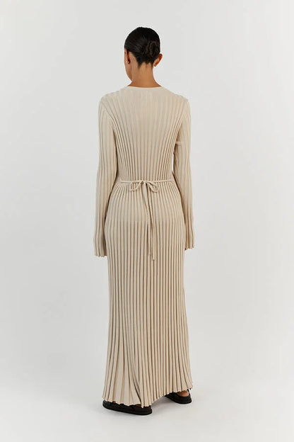 Floor-length women's maxi dress with vertical lines and slim silhouette