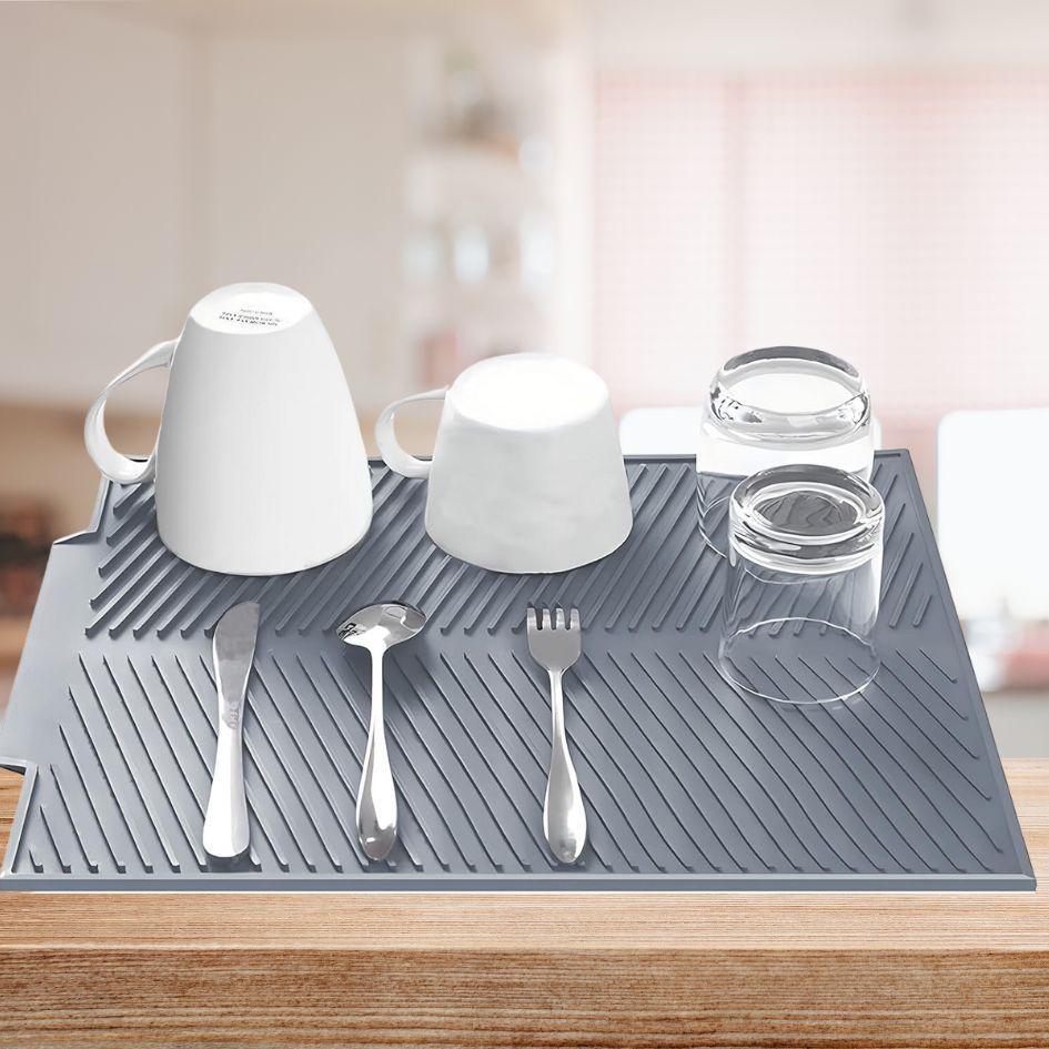FlexiDry Silicone Drying Mat – Multifunctional Kitchen Wonder