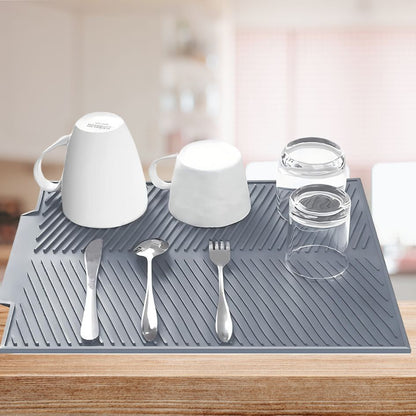 FlexiDry Silicone Drying Mat – Multifunctional Kitchen Wonder