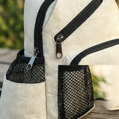 Crossbody-Tasche Hike & Haven, Detailaufnahme Reissverschluss