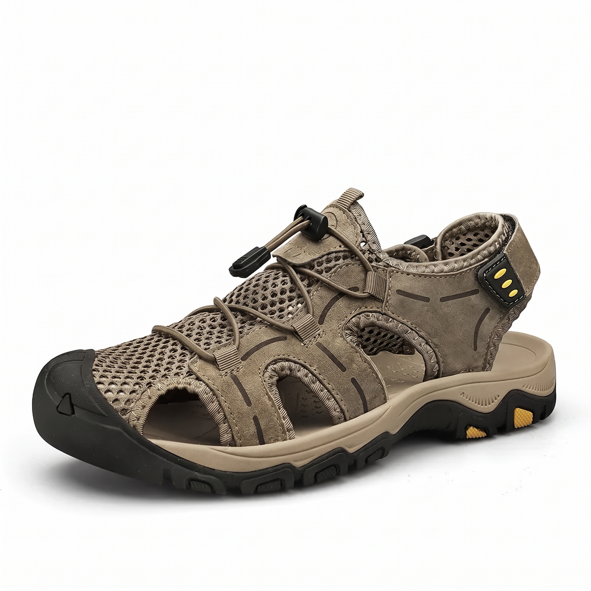 Trekkingsandalen Khaki, Studiofoto vor weißem Hintergrund
