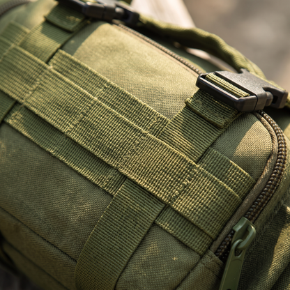 Detailansicht PALS-Webbing und Schnalle